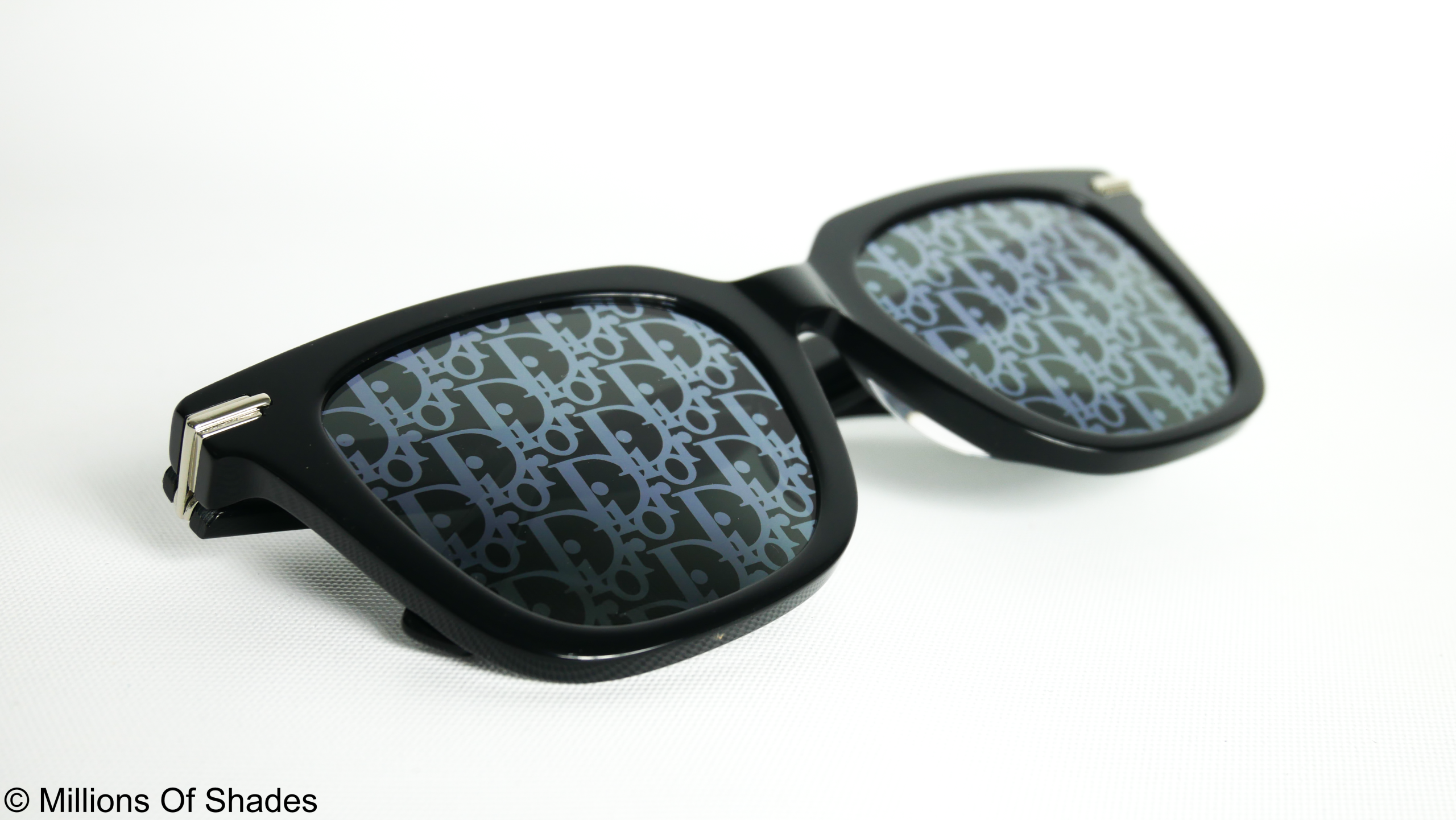 DiorBlackSuit S10I - Black Mirror - Image 4