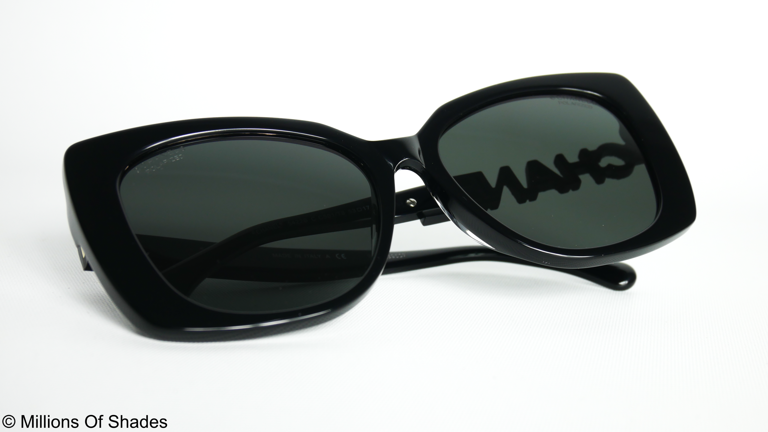 Square Sunglasses CH5422B-Black - Image 4