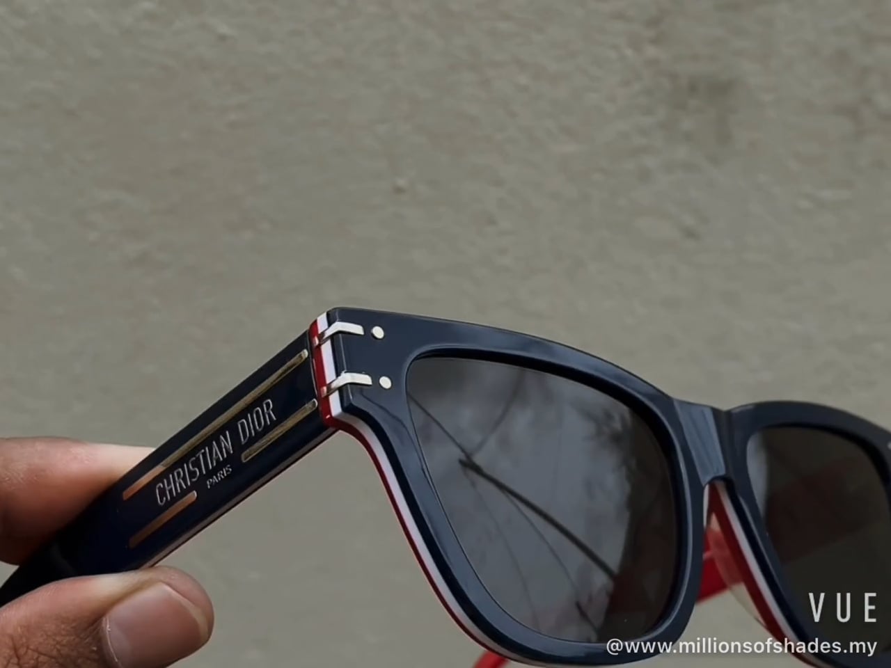 Dior Signature S6U – Tricolor